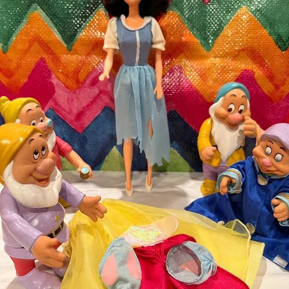 90’s Mattel Snow White Doll & Vintage Disney Vinyl Dwarfs